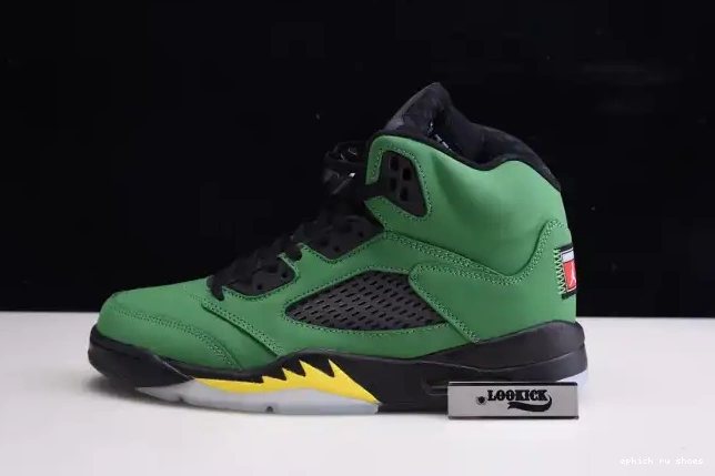 Rep 5 Jordan CK6631-307 Oregon Ducks SE Air 0408